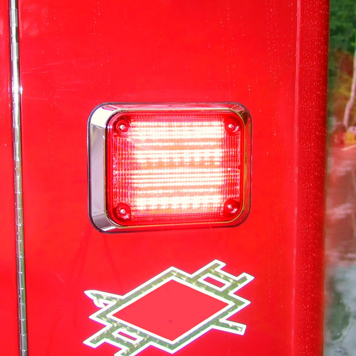 Whelen 900 Series Perimeter Mount