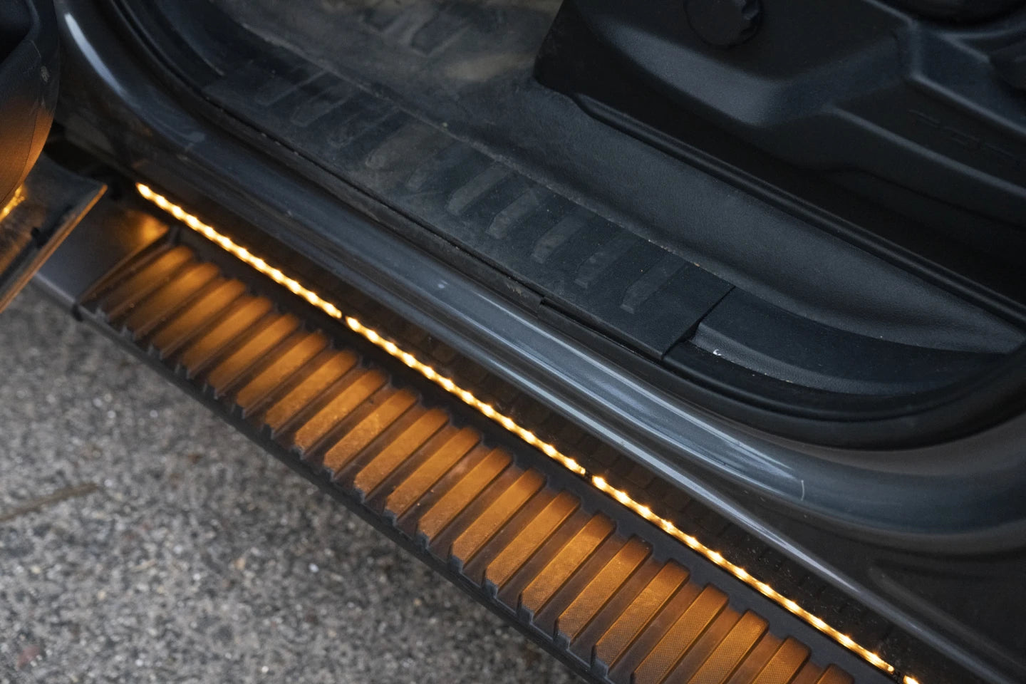 Whelen Tracer Running Board Light