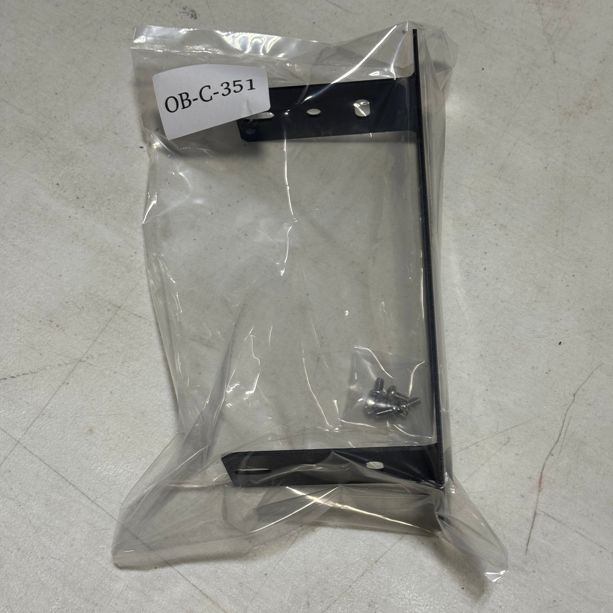 Havis 1-Piece Equipment Mounting Bracket, 2.5" Mounting Space Motorola Max Trac 3000 (Used, Open Box)